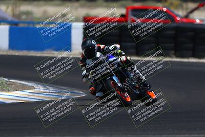 media/Jun-07-2025-TrackDaz (Sat) [[4413525952]]/B Group/1220pm (Turn 1)/